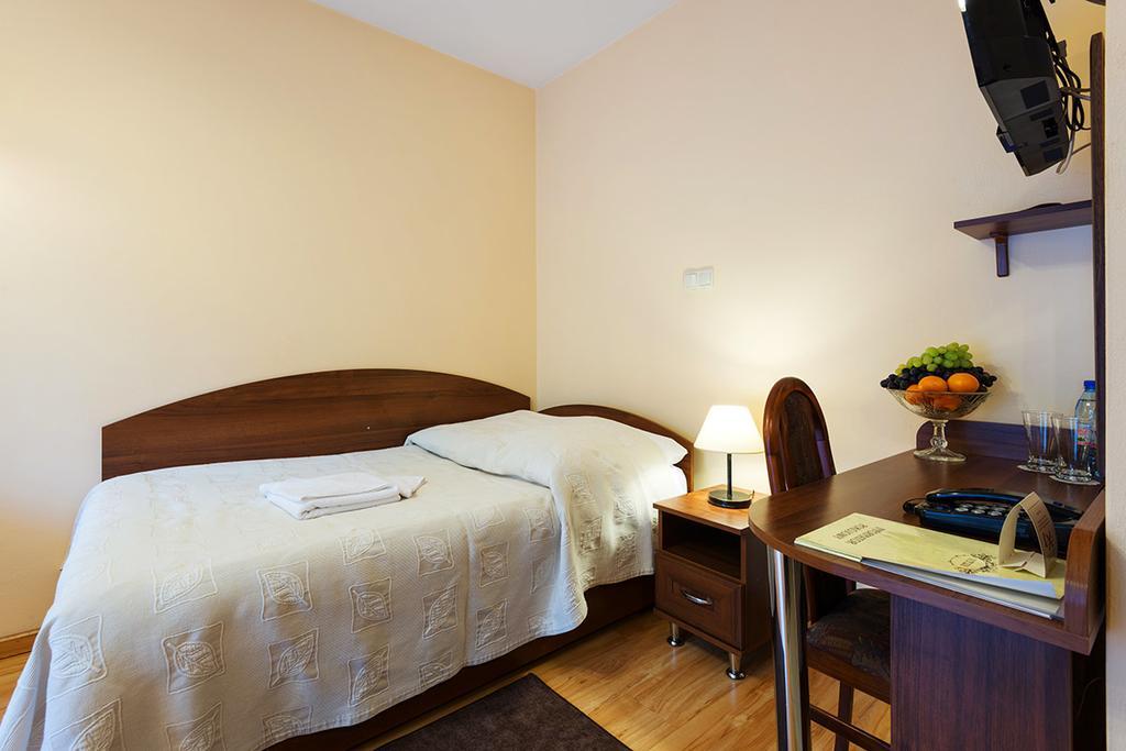 Hotel Victoria Olkusz Ngoại thất bức ảnh