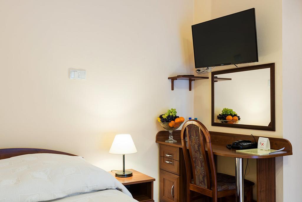 Hotel Victoria Olkusz Ngoại thất bức ảnh